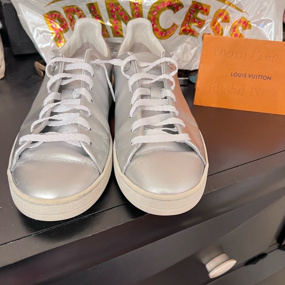 Louis Vuitton Snickers - Picture 3 of 8